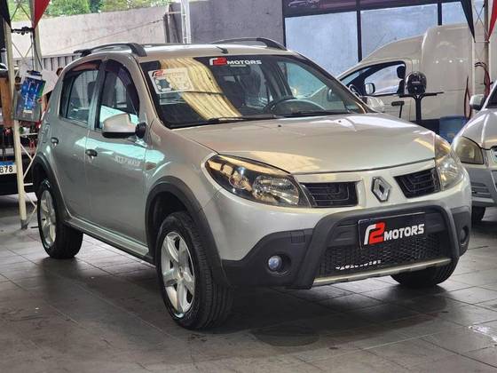 RENAULT SANDERO 1.6 STEPWAY 16V FLEX 4P MANUAL RENAULT SANDERO 1.6 STEPWAY 16V FLEX 4P MANUAL